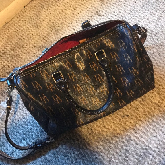 dooney  & bourke bag - Picture 2 of 2